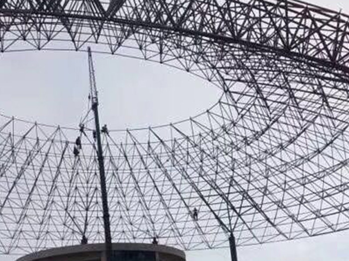 新密篮球馆球形网架厂家价格